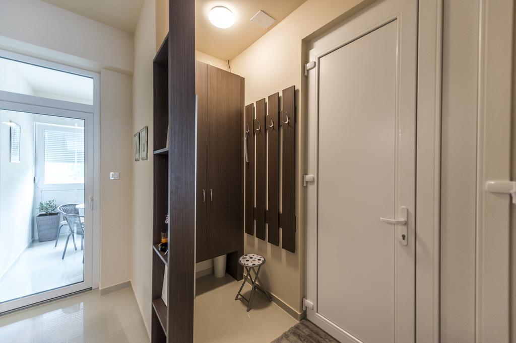 Apartman Cesaric 奥西耶克 外观 照片