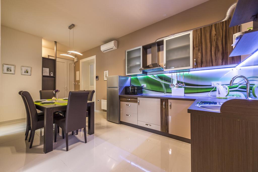 Apartman Cesaric 奥西耶克 外观 照片