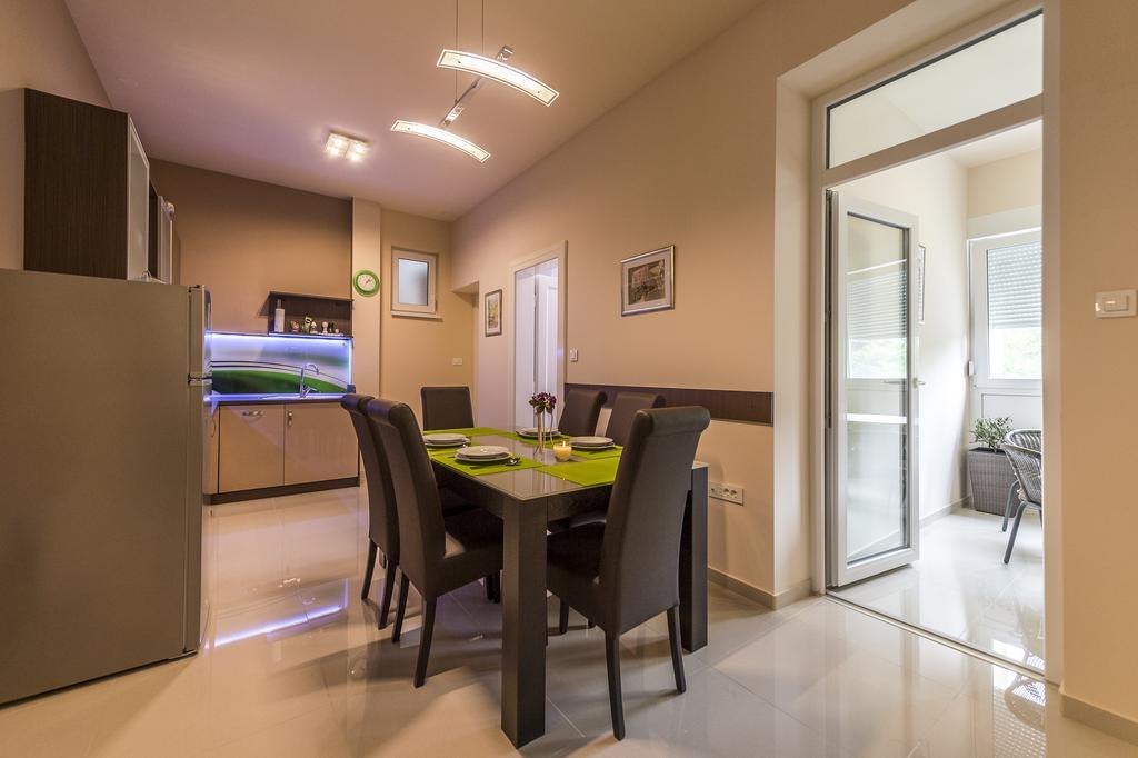 Apartman Cesaric 奥西耶克 外观 照片