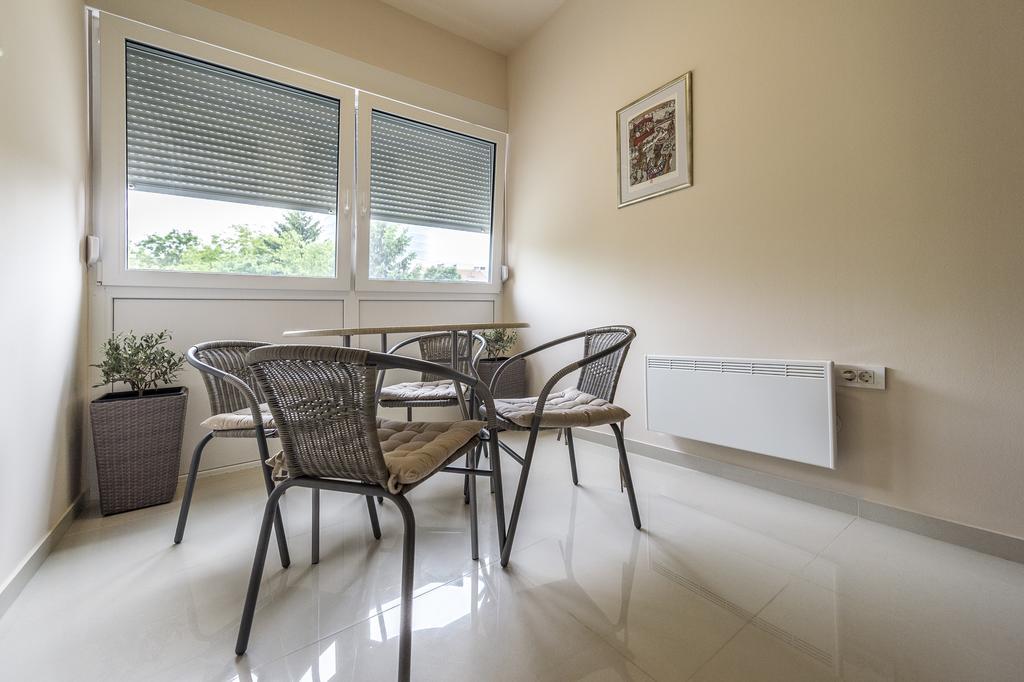 Apartman Cesaric 奥西耶克 外观 照片